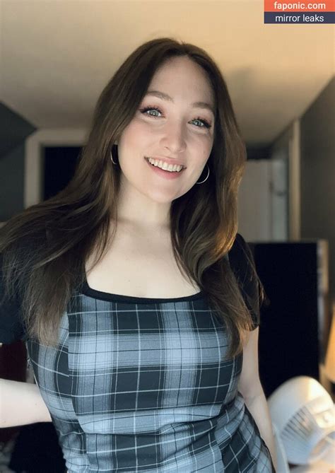 julia aquino onlyfans|Juliampic Juliapic Julia Piccolino .